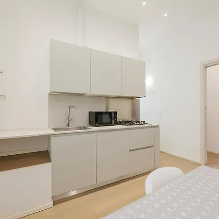 Casa Aurora - Canal View & 5 Min From Accademia Bridge *
