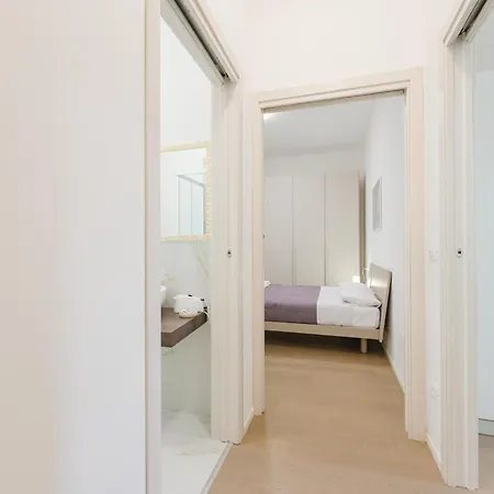 Casa Aurora - Canal View & 5 Min From Accademia Bridge